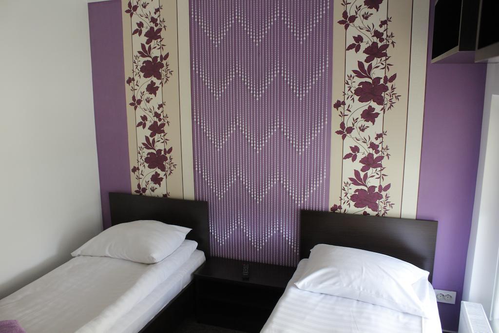 Hotel Lux Divina Braşov Camera foto