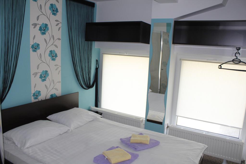 Hotel Lux Divina Braşov Camera foto