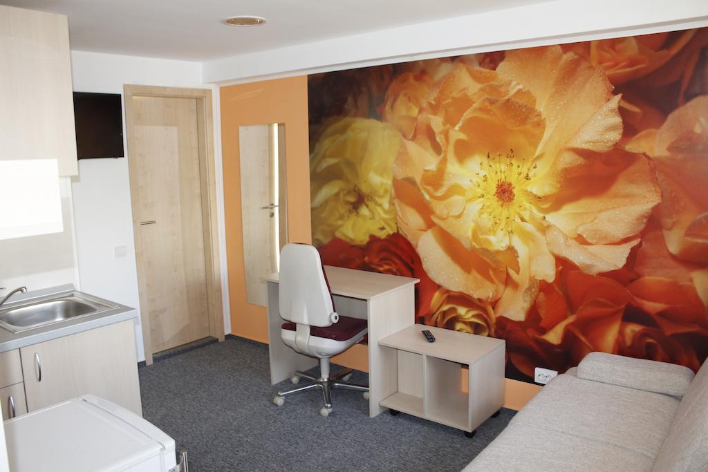 Hotel Lux Divina Braşov Camera foto